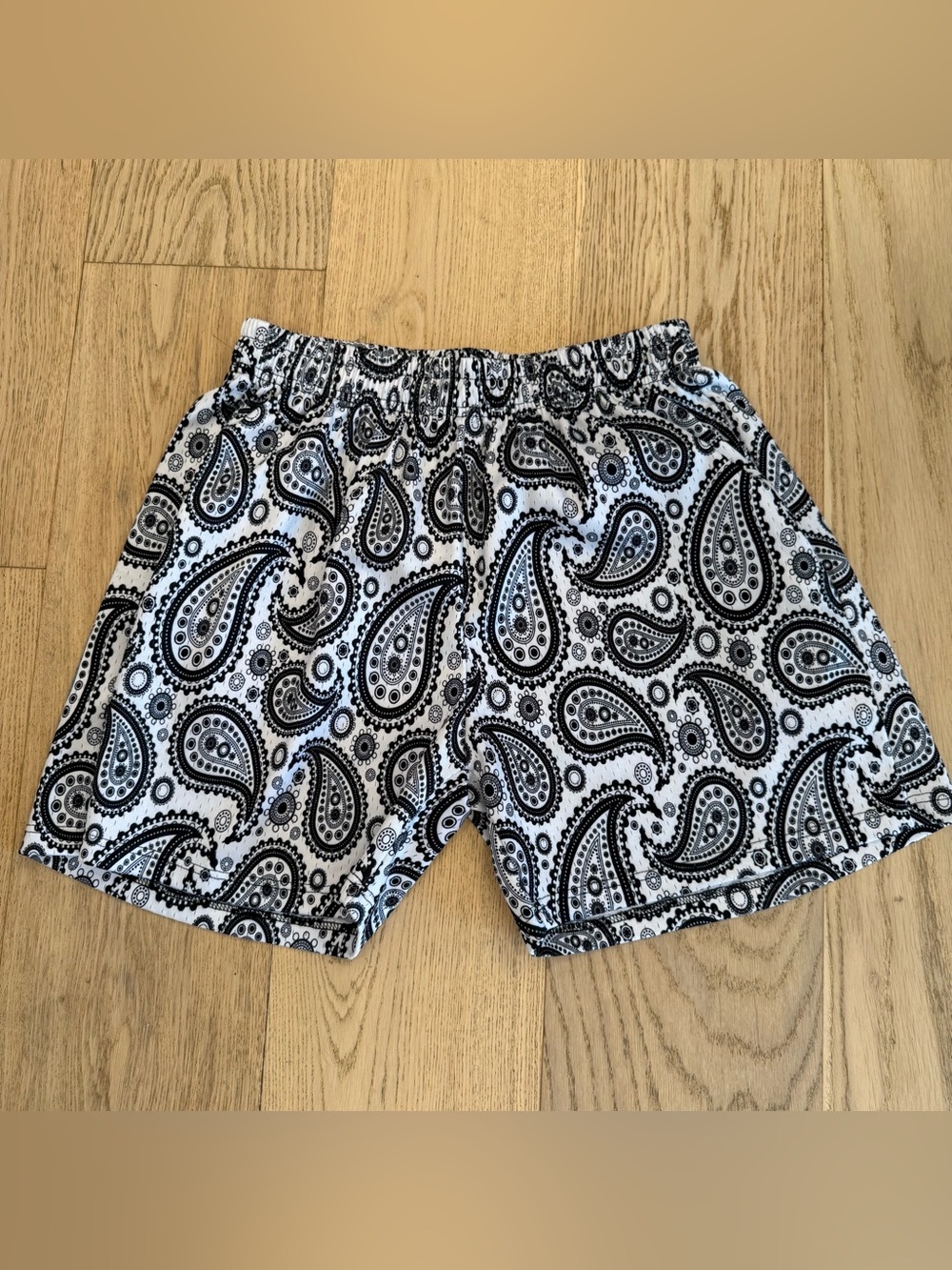 ❤️ Versailles - Navy Paisley Athletic Shorts 5” Inseam - L